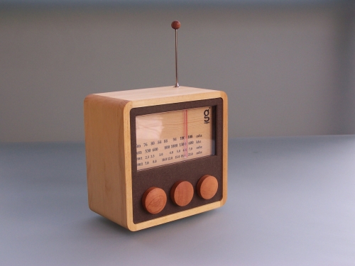 Radio WR03-CUBE/4B, Singgih Susilo Kartono pour Magno, 2008